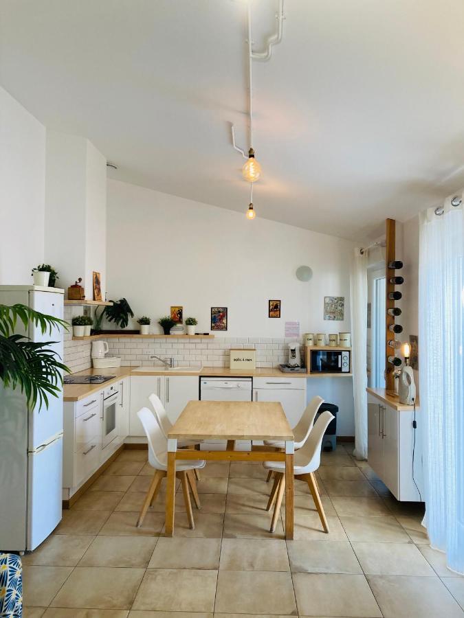 Gite Blanco Y Madera Ναρμπόν Εξωτερικό φωτογραφία