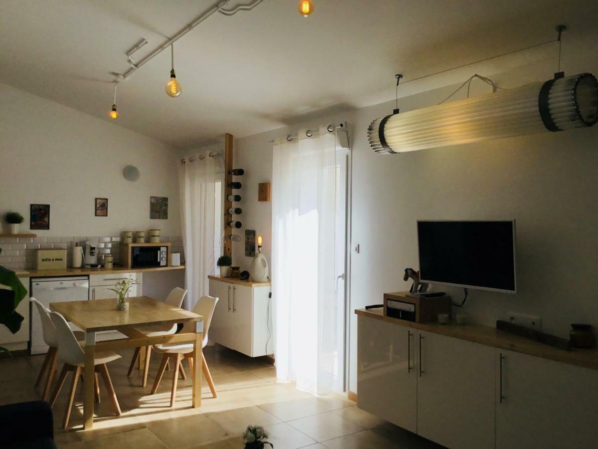 Gite Blanco Y Madera Ναρμπόν Εξωτερικό φωτογραφία